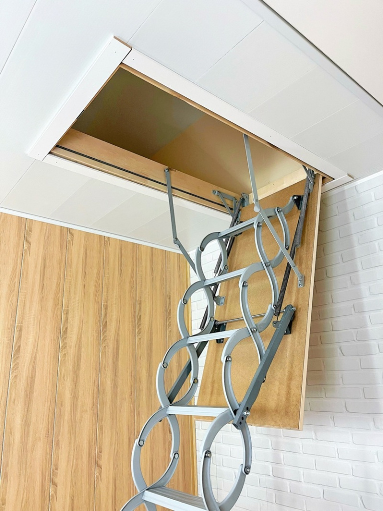 чердачная лестница fakro loftstep lst lite, высота 300 см, размер проема 60x100