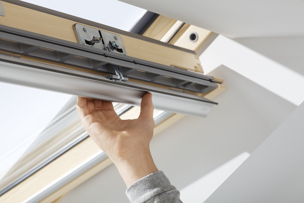 мансардное окно velux gzl 1051 (ручка сверху), 55х78 см
